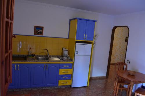 Aparthotel La Fonda (Aeropuerto) - main image