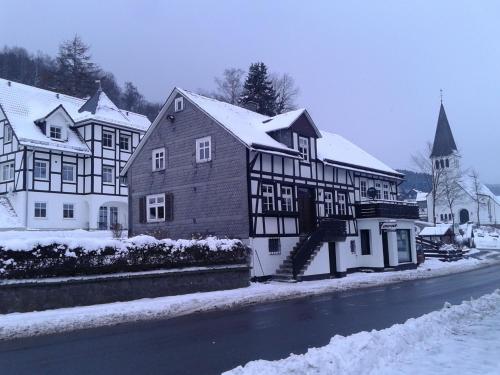 Cozy holiday home with WiFi in Hochsauerland