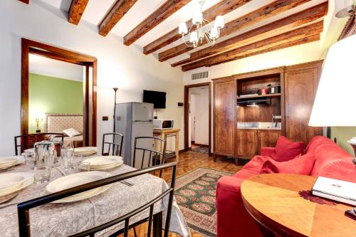 San Marco Superior Apartment - image 9