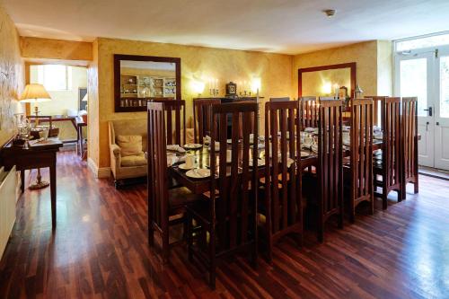 會議室/宴會廳, Barnabrow Country House in 米爾敦