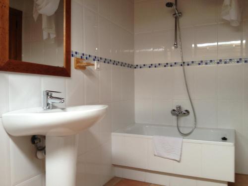 Hosteria San Emeterio - image 8