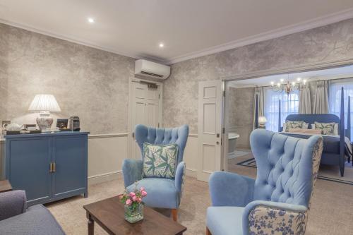 Richmond Hill Hotel - image 9