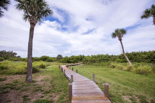 SOUTH SEAS BEACH VILLA 2111 - image 5