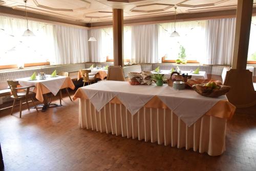 Pension Gasthof Haselstaude - image 2