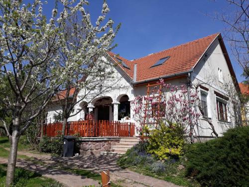 Mandula Vendeghaz Apartman