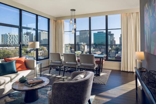 Facilities, Sophy Hyde Park in Hyde Park