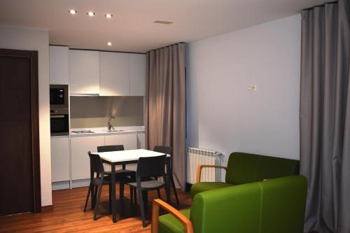 Apartamentos Turísticos Pueri Cantores (Apartamentos Turisticos Pueri Cantores) in Burgos Miesto Centras