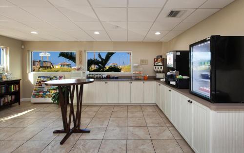 Silver Surf Gulf Beach Resort - image 11