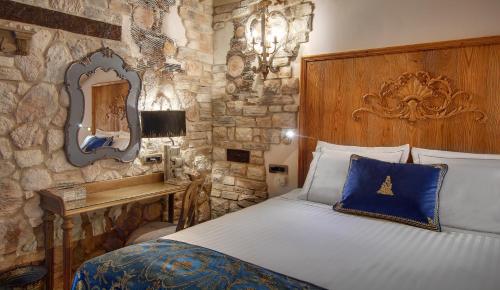 KAMARES Historic Boutique Hotel & Spa – Ioannina, OH