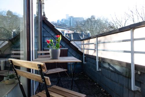 Apartment with Balcony