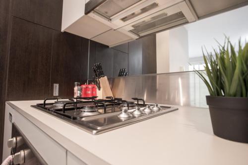 ห้องครัว, ReadySet Apartments on Altona in มาเซดอน