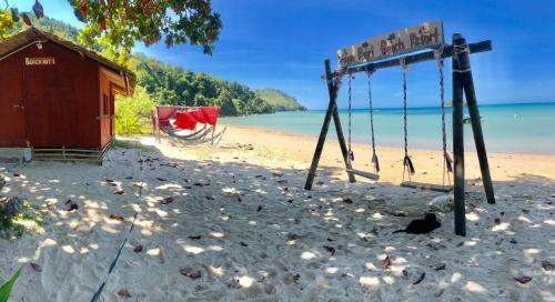 Dragon Pearl Beach Resort in Kota Belud