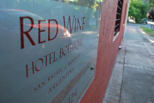 Red Wine Club In Argentina - 