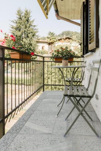 CHARMING MOMENT di Villa Porta - Residenza Ortensia - 발코니/테라스