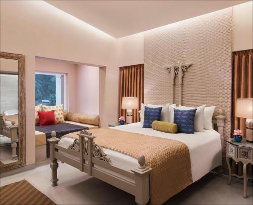 Guestroom, Taj Aravali Resort & Spa Udaipur in Udaipur