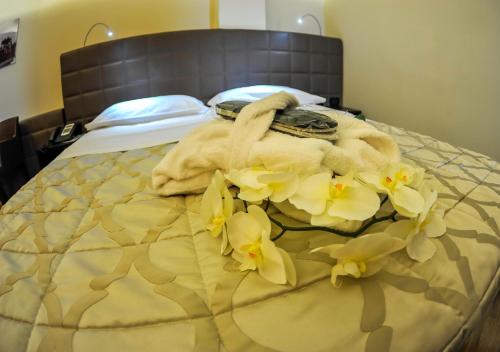 Ekk Hotel - image 3