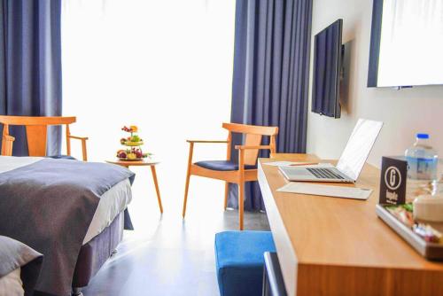 Ingate Elite Suite Hotel - image 11
