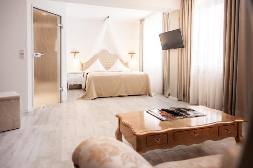 Superior Single Room
