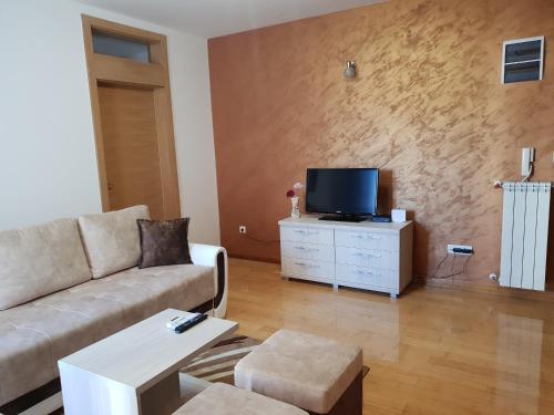 Apartman KEJ - image 2