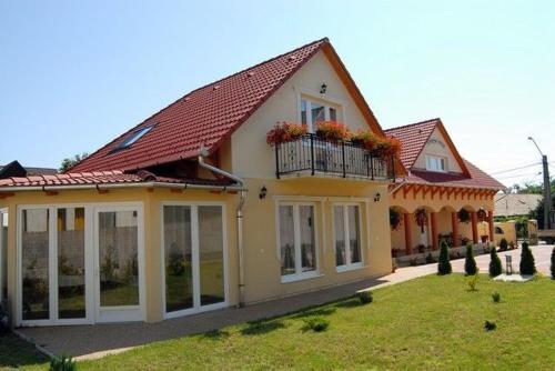 Exterior view, Harmonia Panzio in Sarospatak