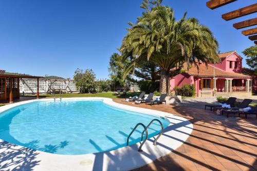 Finca Madronal with Pool in Gran Canaria by VillaGranCanaria