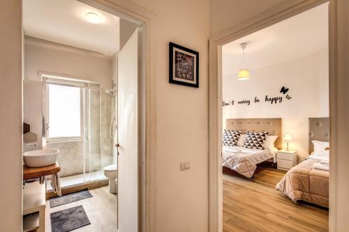 Aura Paradise Apartment - image 10