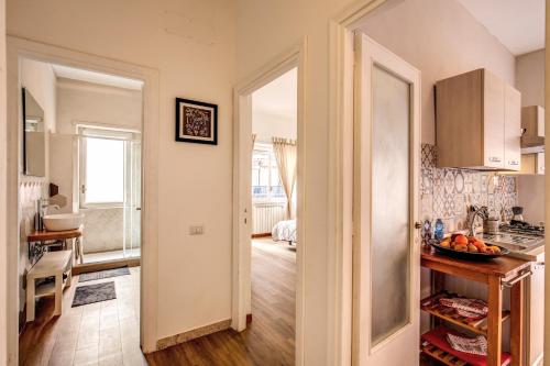 Aura Paradise Apartment - image 8