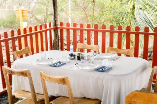 Food and beverages, Hostal Santa Maria in Puerto Velasco Ibarra