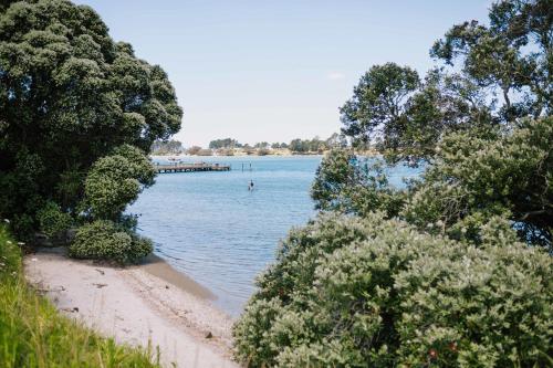 playa, Studio on Petley in Tairua