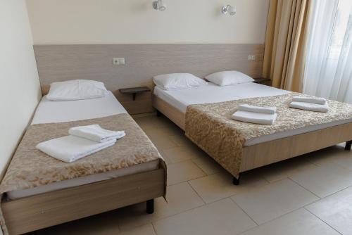 Hotel Morskaya Volna - image 8