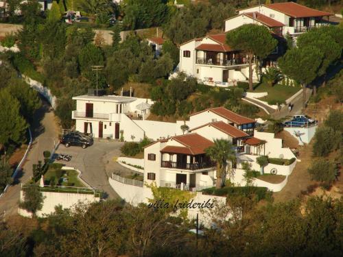Studio with Mountain View (3 Adults) room in Villa Frideriki