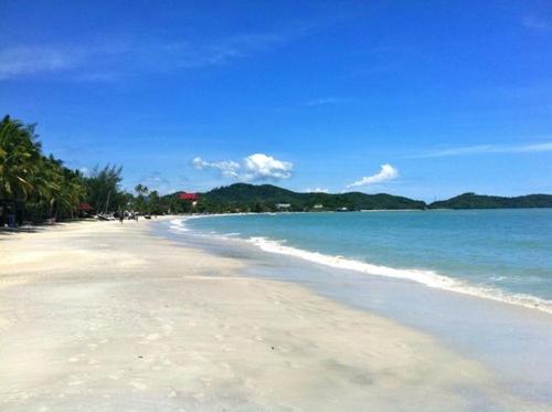 Beach, Hotel Adya Express Chenang in Pantai Cenang