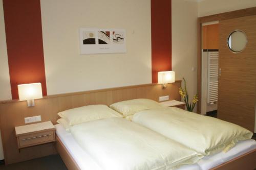 Edelweiss Apartments - image 2