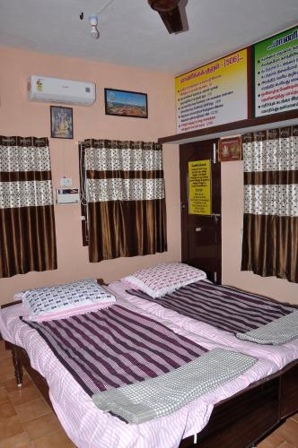 B&B Chidambaram - Homestay Senthil Akam - Bed and Breakfast Chidambaram