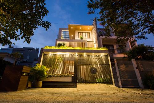 B&B Da Nang - Icity Villa Riverfront Danang - Bed and Breakfast Da Nang