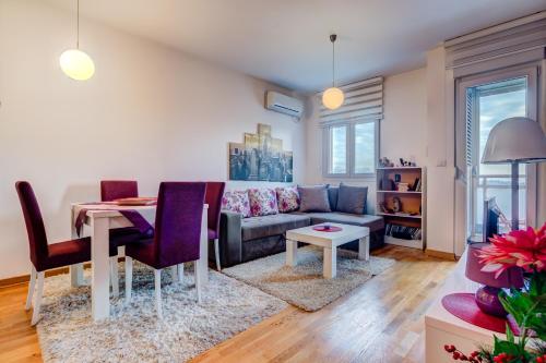Eureka Apartment - image 3