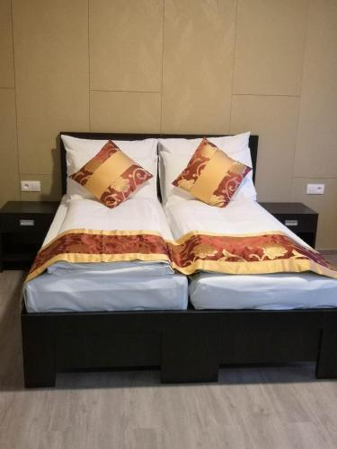Sun-House Pension - ParkingFree Limited spaces-, Praga (foto 8)