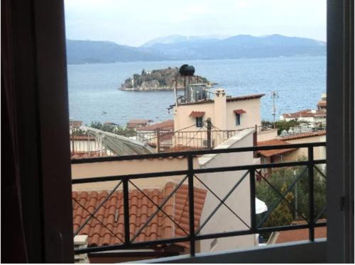 Paradise, Tolo (foto 3)