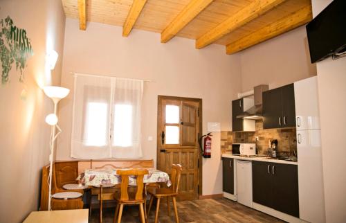 Apartamentos turísticos LAS CARBALLEDAS - image 9