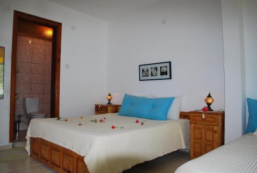 Myra Hotel – Dalyan, MI
