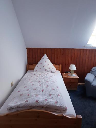 Single Room with Private External Bathroom