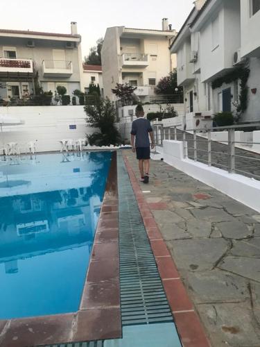 Maisonette with pool gîte à louer Sívri