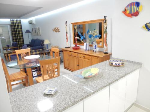 Apartamentos Turisticos Perola da Rocha 4