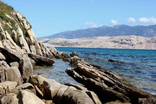 Moon Stone Residence Pag