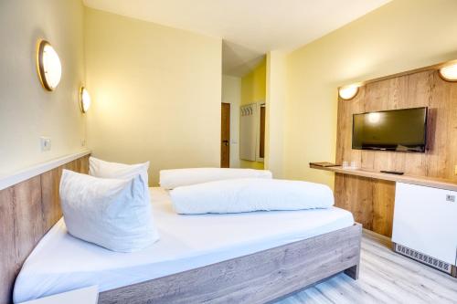 1 queen bed