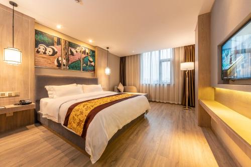 Chengdu Jiuzhaigou Hotel – Chengdu, IL