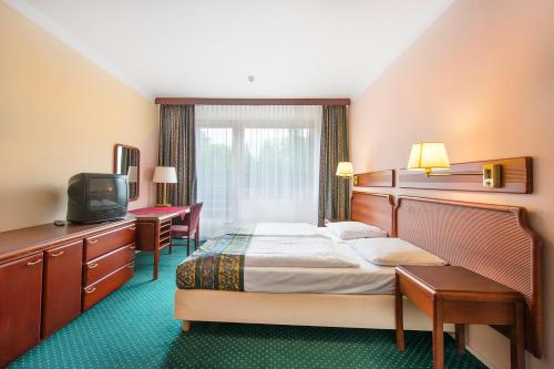 1 twin bed