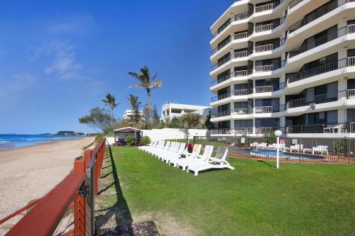 Spindrift on the Beach - Absolute Beachfront