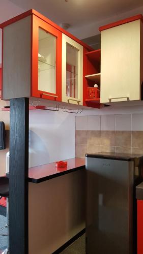 Cozy Place at The Edge Apartment Baros