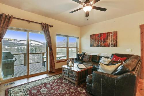 Luxury Chalet #106 With Hot Tub & Great Views - 500 Dollars Of FREE Activities & Equipment Rentals Daily in Winter Park, USA